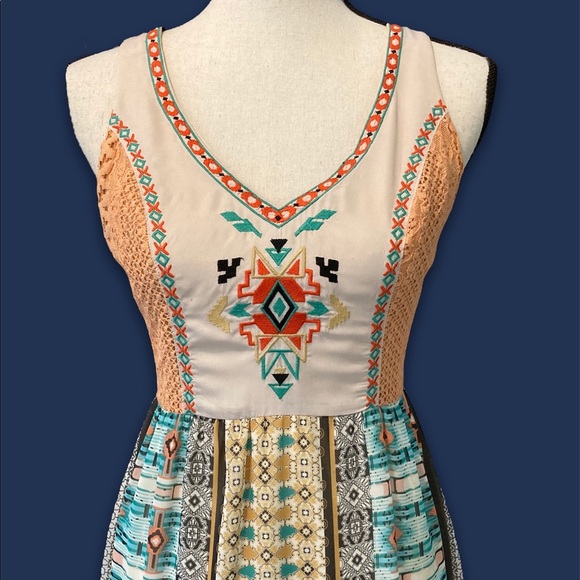 Flying Tomato maxi chiffon dress - Picture 4 of 15